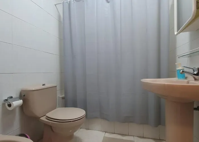 Alquilaencanarias Junto A La Playa